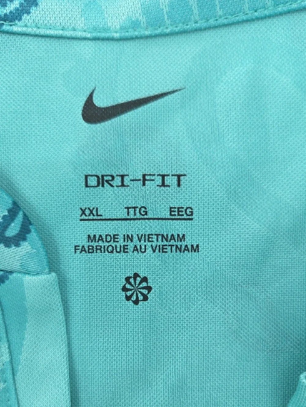 Nike Women's Teal Paisley Short Sleeve Performance Tee